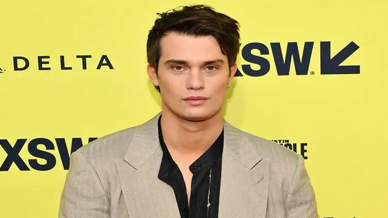 Nicholas Galitzine Net Worth